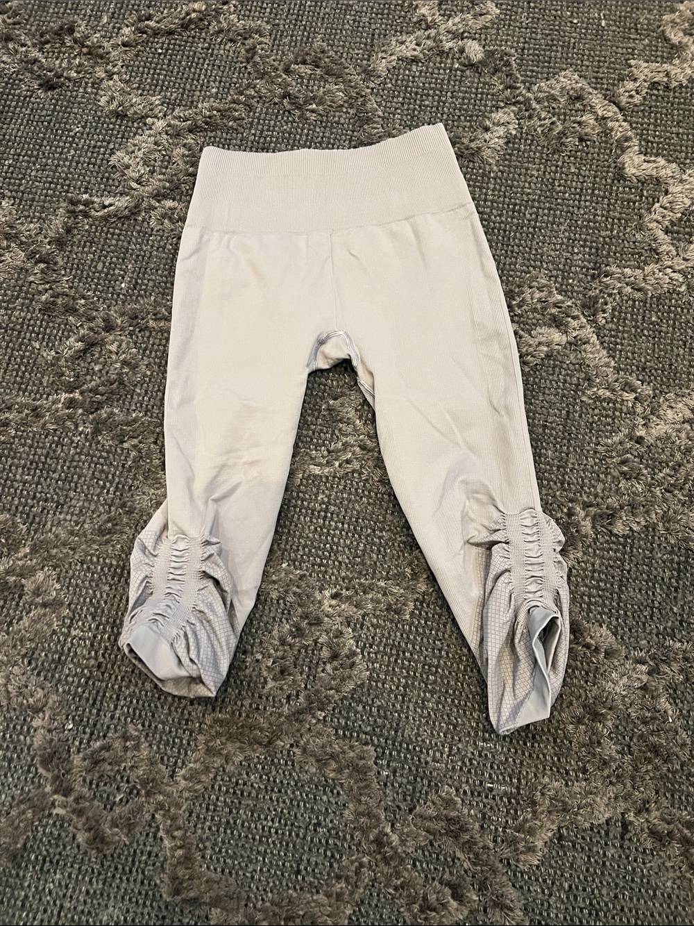 lululemon athletica Light Gray Ruched-Hem Capris